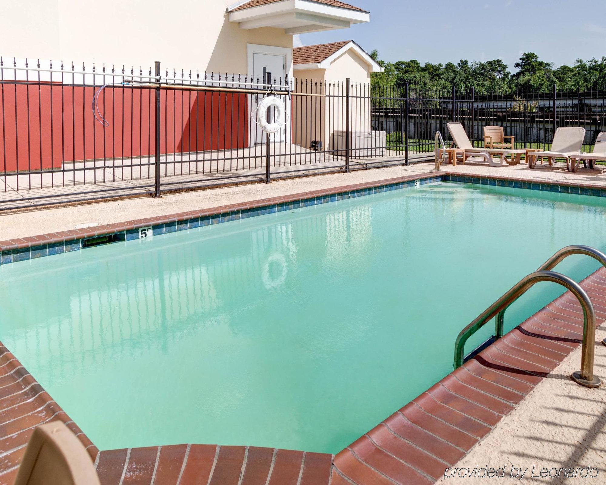 Suburban Extended Stay La Place Exterior photo